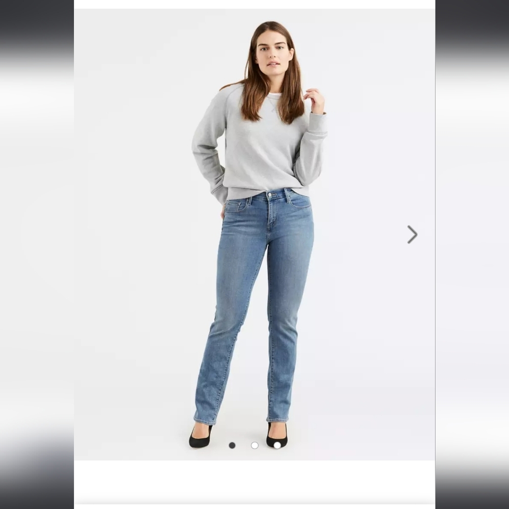 LEVI Straight Leg Women's Jeans